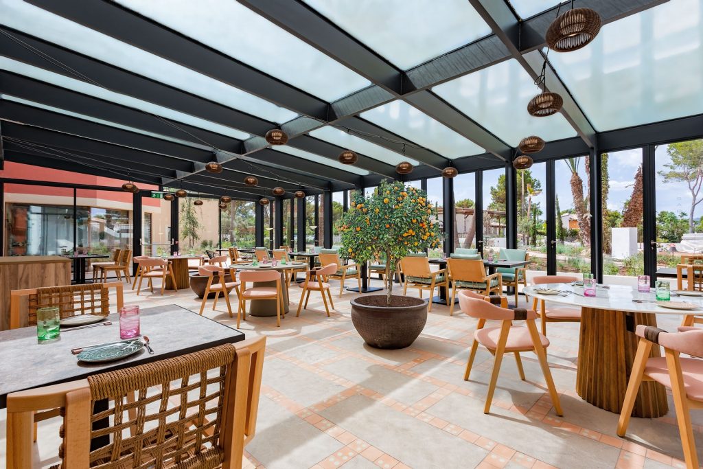 Saba Restaurant © IHG Hotels & Resorts